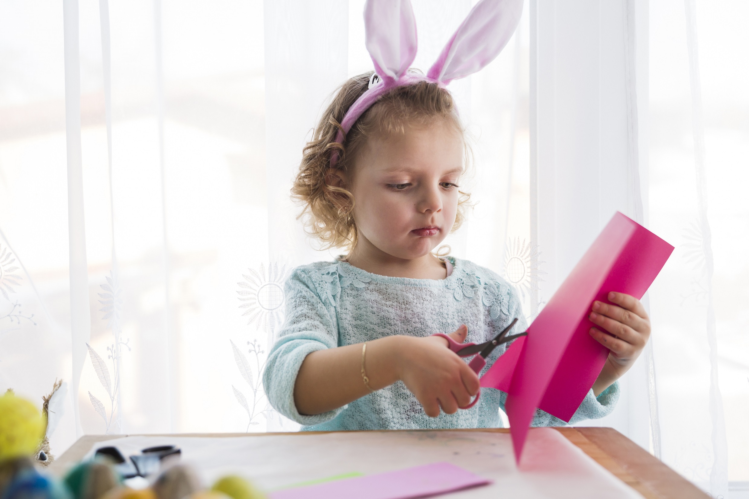 girl doing craft 